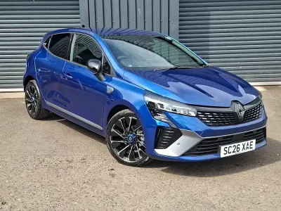 New Renault Clio Techno Esprit Alpine 90 HP (66 kW) 2026 Special metallic  iron blue Hatchback