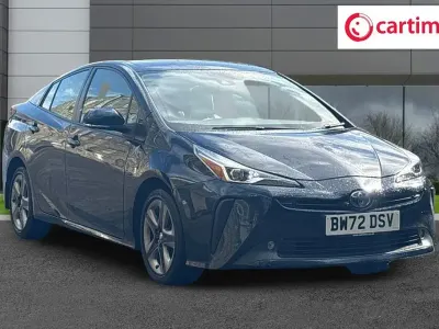 Used Toyota Prius 140 HP (102 kW) 2023 Blue Hatchback