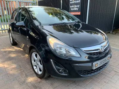 Used Vauxhall Corsa 100 HP (73 kW) 2014 Black Hatchback
