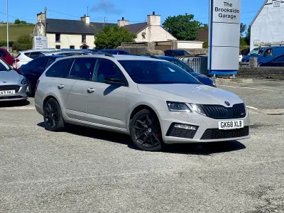 Used Skoda Octavia vRS 245 HP (180 kW) 2018 Grey Estate