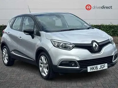 Used Renault Captur Dynamique 90 HP (66 kW) 2016 Silver/black SUV