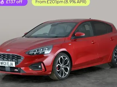 Used Ford Focus ST-Line X 120 HP (88 kW) 2021 Red Hatchback
