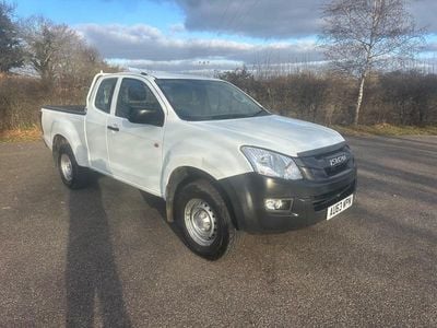 White Used 2013 Isuzu D-Max Pickup | £6,495 (Fair price)