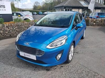 Usado Ford Fiesta Titanium 99 HP (72 kW) 2019 Azul Citadino