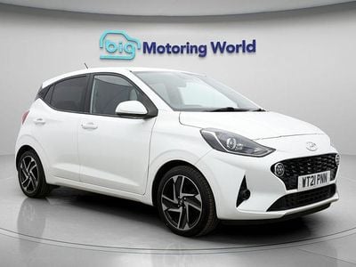 Used Hyundai i10 Premium 83 HP (61 kW) 2021 White Hatchback