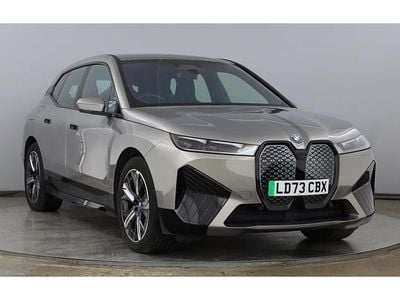 BMW iX