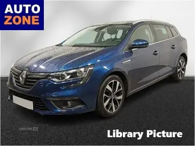 Used Renault Mégane GrandTour Iconic 115 HP (84 kW) 2019 Blue Estate