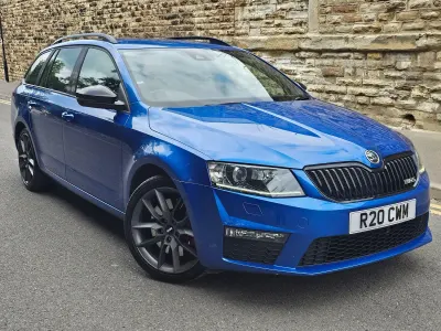 Used Skoda Octavia vRS 220 HP (161 kW) 2014 Blue Estate
