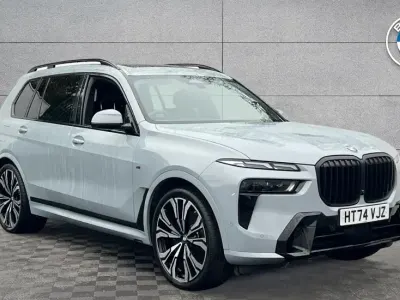 Begagnad BMW X7 M Sport 381 HK (280 kW) 2025 Grå SUV