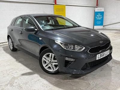 Used Kia Ceed 114 HP (83 kW) 2019 Grey Hatchback