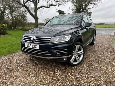 used VW Touareg 3.0 V6 TDI BMT 262 R-Line Plus 5dr Tip Auto