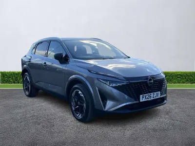 Nuevo Nissan Qashqai N-Connecta 2026 Gris SUV