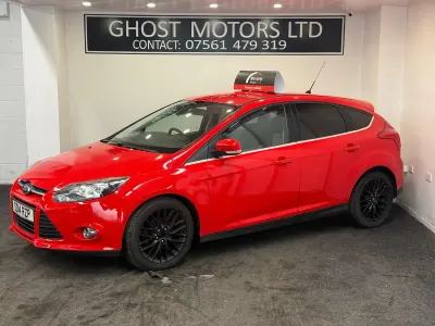 Used Ford Focus Zetec 115 HP (84 kW) 2014 Red Hatchback