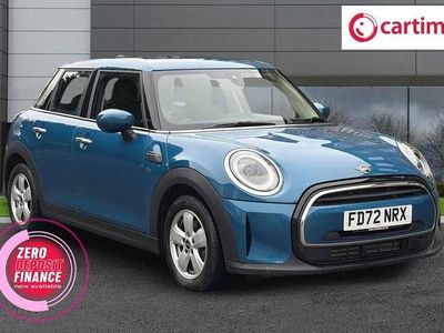 Usado Mini Cooper Classic 136 HP (100 kW) 2023 Azul Citadino