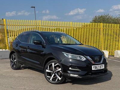 Black Used 2017 Nissan Qashqai Tekna SUV | £9,694 (Fair price)