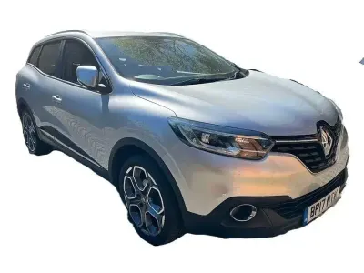 Usado Renault Kadjar Dynamique 110 HP (80 kW) 2017 Prateado SUV