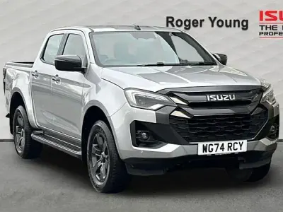 Usado Isuzu D-Max 163 CV (119 kW) 2025 Plateado Pickup/Camioneta