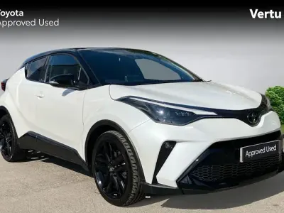 Używany Toyota C-HR Sport 122 KM (89 kW) 2023 Biały SUV