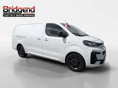 Używany Citroën Dispatch 120 KM (88 kW) 2024 Biały Minivan