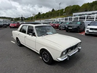 Used Ford Cortina 194 HP (142 kW) 1969 White Sedan