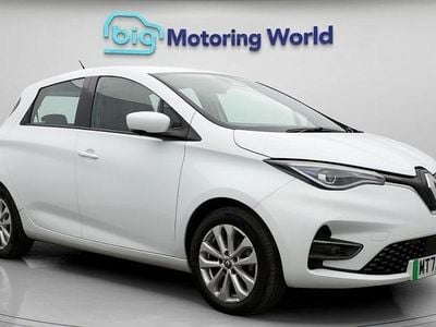 Used Renault Zoe Version S 100 kW (136 HP) 2022 White Hatchback