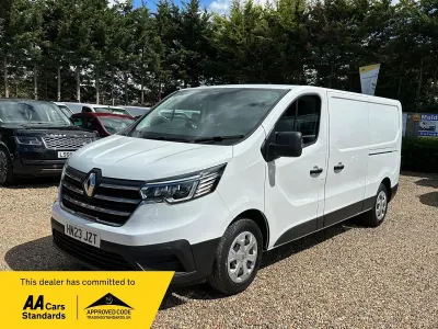 Used Renault Trafic Business 2023 White MPV