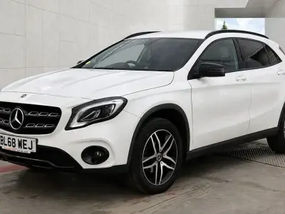 Usado Mercedes GLA180