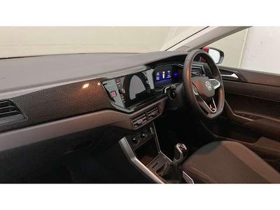Used VW Polo Life 95 HP (69 kW) 2022 Red Hatchback