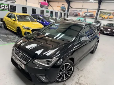 Usado Seat Ibiza XCELLENCE Lux 2023 Negro Utilitario