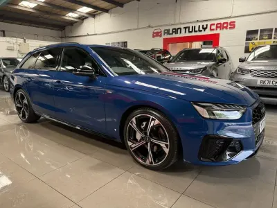 Used Audi A4 Black Edition 204 HP (150 kW) 2023 Blue Estate