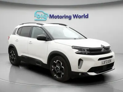 Używany Citroën C5 Aircross Shine 130 KM (95 kW) 2022 Biały SUV
