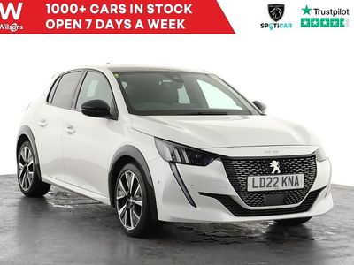 Used Peugeot 208 GTi 99 HP (72 kW) 2022 White Hatchback