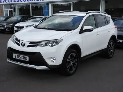 Usado Toyota RAV4 124 CV (91 kW) 2015 Blanco SUV