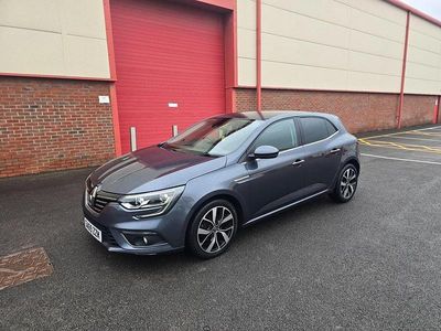 Used Renault Mégane IV Iconic 140 HP (102 kW) 2019 Grey Hatchback