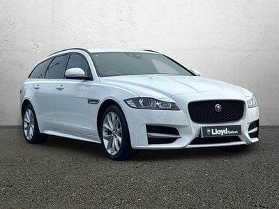 Begagnad Jaguar XF R-Sport 178 HK (130 kW) 2019 Vit Kombi