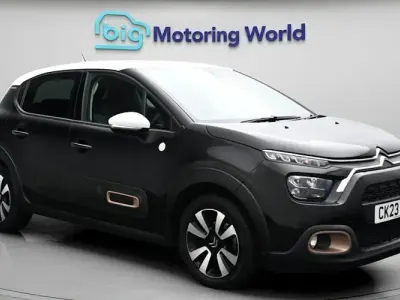Używany Citroën C3 PureTech 83 KM (61 kW) 2023 Czarny Hatchback