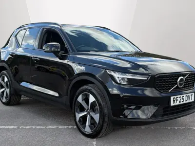 Used Volvo XC40 Plus 163 HP (119 kW) 2025 Blue SUV