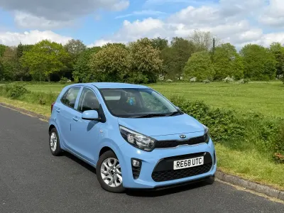 Second-hand Kia Picanto 83 CP (61 kW) 2018 Albastru Hatchback