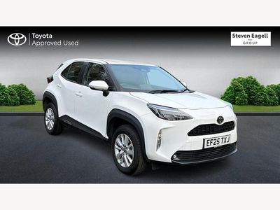Used Toyota Yaris Hybrid 2025 White Hatchback