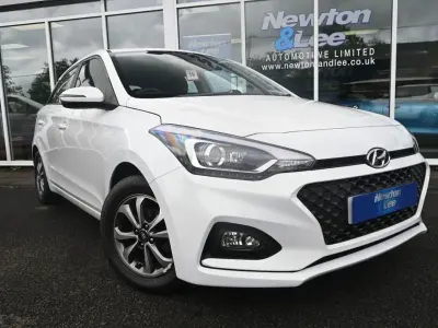 Used Hyundai i20 Edition 84 HP (61 kW) 2019 White Hatchback