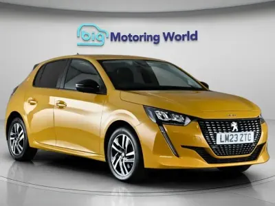 Used Peugeot 208 Active+ 100 HP (73 kW) 2023 Yellow Hatchback