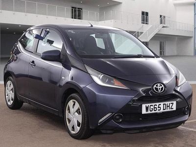 Used Toyota Aygo X-play 69 HP (50 kW) 2015 Blue Hatchback