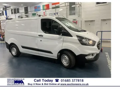 Used Ford Transit Custom 105 HP (77 kW) 2018 White Van