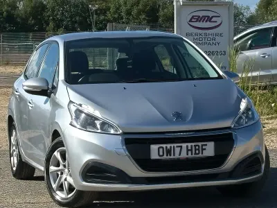 Used Peugeot 208 Active 75 HP (55 kW) 2017 Silver Hatchback