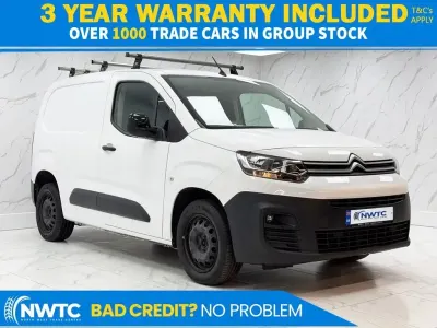 Used Citroën Berlingo 100 HP (73 kW) 2022 White MPV