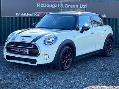 Used Mini Cooper S Classic 192 HP (141 kW) 2019 White Hatchback