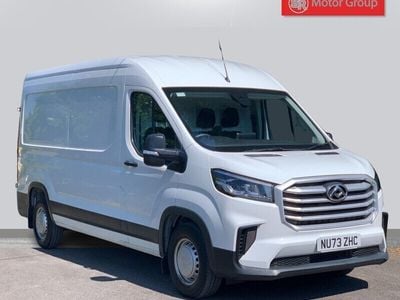 Maxus V90