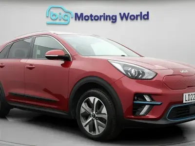 Used Kia e-Niro 150 kW (204 HP) 2022 Red SUV