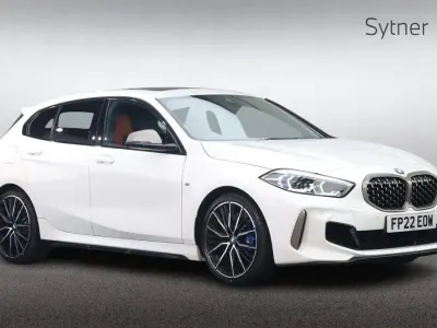 Usado BMW M135 M Sport 302 CV (222 kW) 2022 Blanco Utilitario