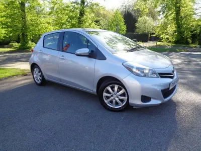 Used Toyota Yaris 2013 Silver Hatchback